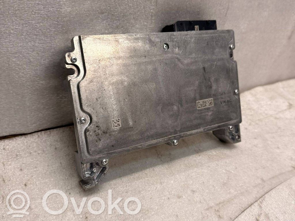 Audi Q6 e-tron Center console control module 