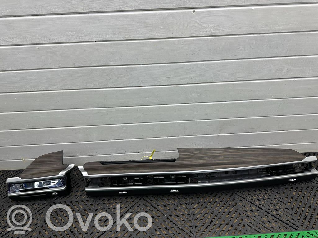 BMW 7 G70 Consolle centrale 