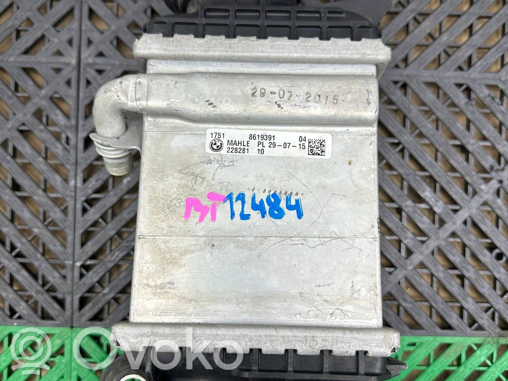 BMW 7 G11 G12 Chłodnica powietrza doładowującego / Intercooler 