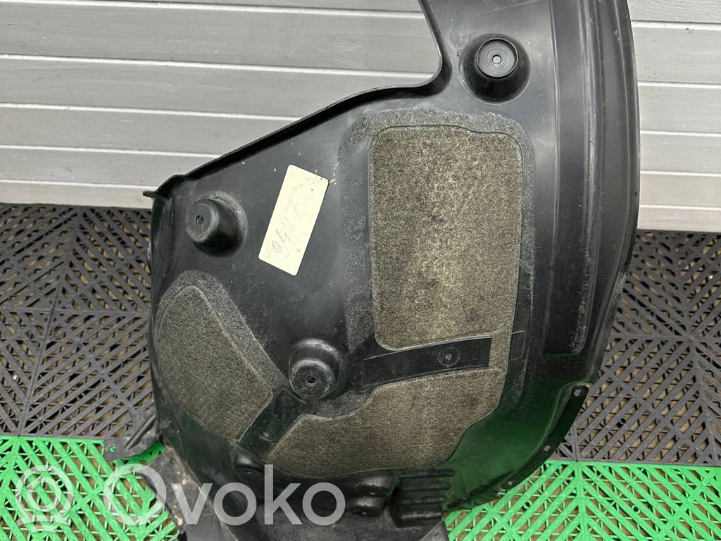 BMW 8 G14 Nadkole przednie 