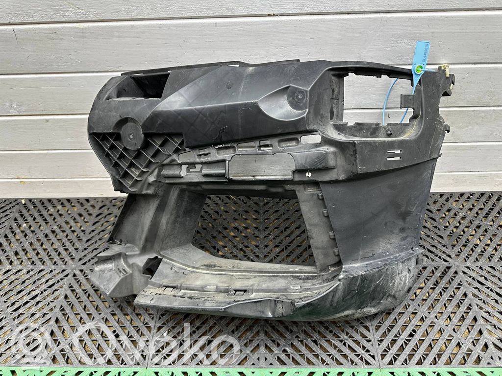 BMW 5 G30 G31 G38 Uchwyt / Mocowanie zderzaka przedniego 