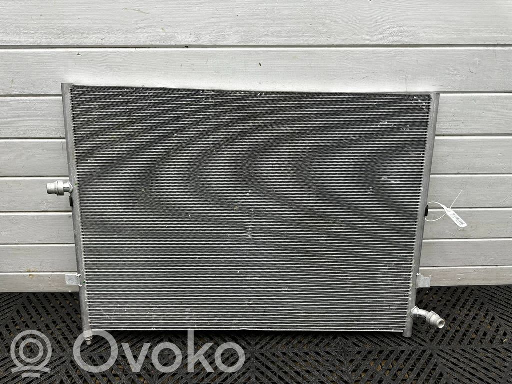BMW X1 U11 Aušinimo skysčio radiatorius 
