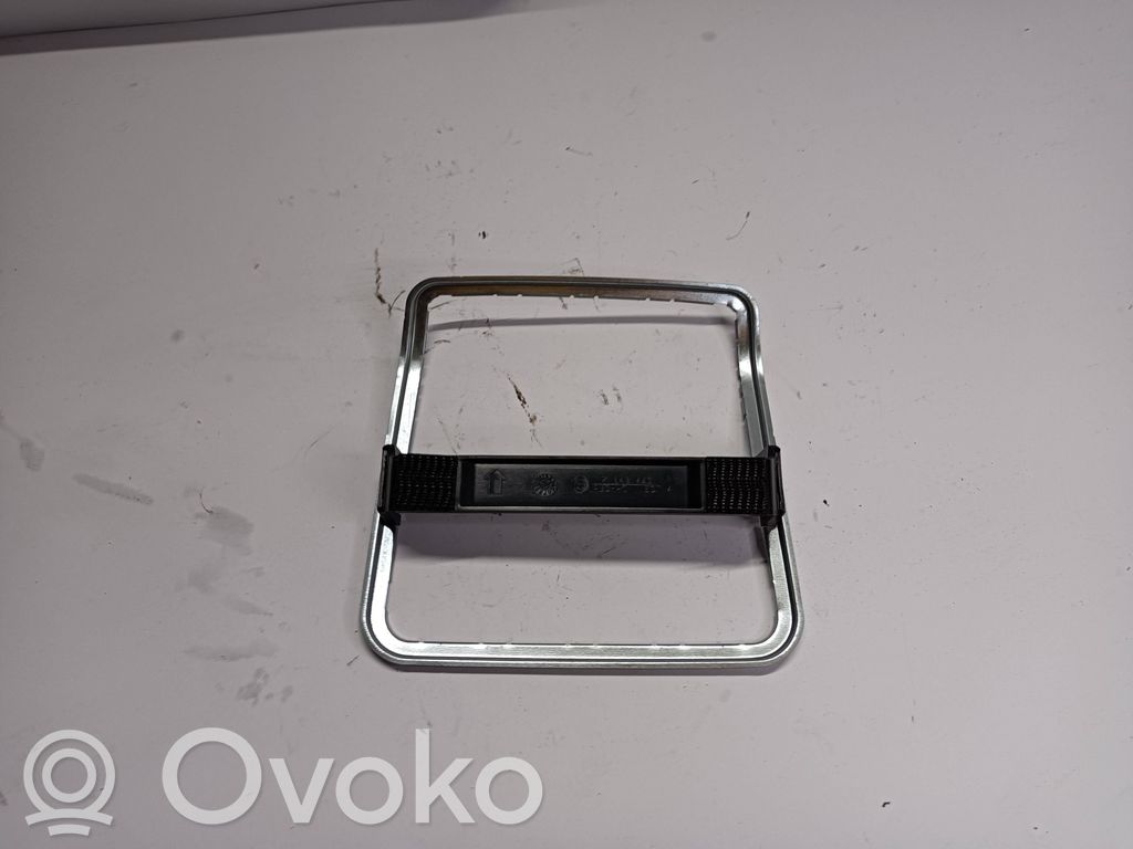 BMW 3 E90 E91 Etuistuimen valo 