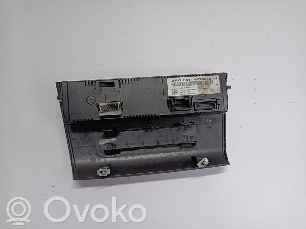 BMW 1 E81 E87 Climate control unit 