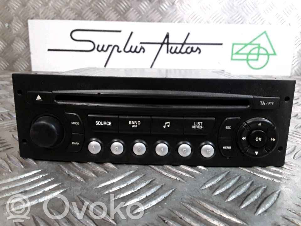 Peugeot 207 Unidad delantera de radio/CD/DVD/GPS 