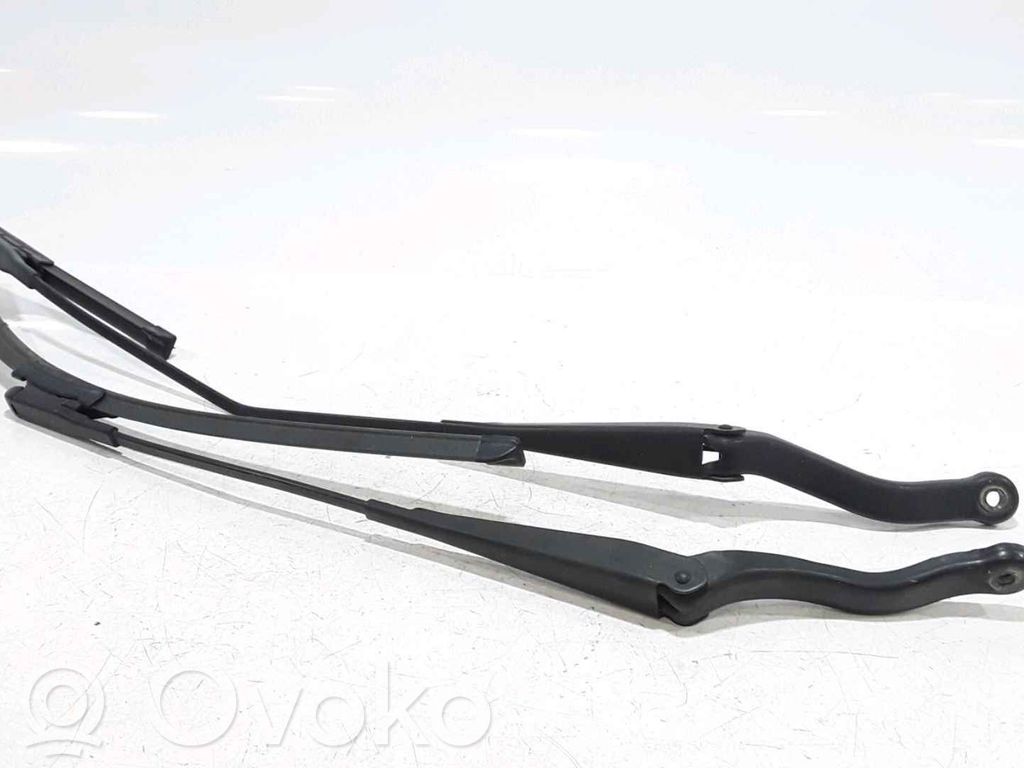 Opel Corsa A Ramię wycieraczki szyby przedniej / czołowej 
