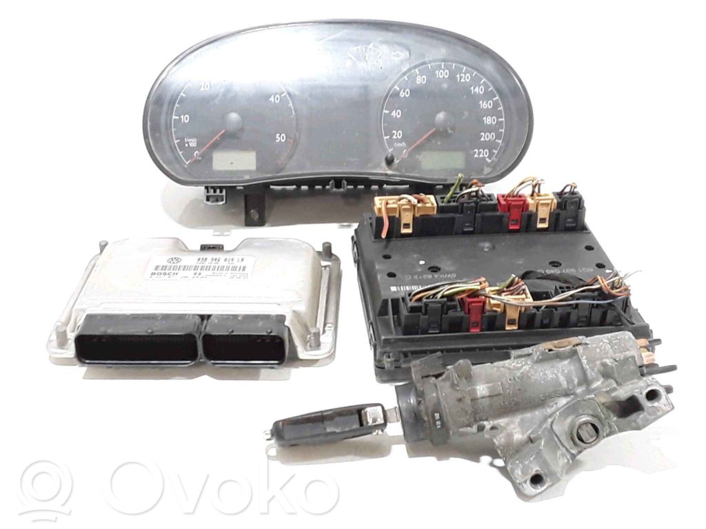 Komputer / Sterownik ECU i komplet kluczy   38906019LB,20240315,4657367,VDMS13