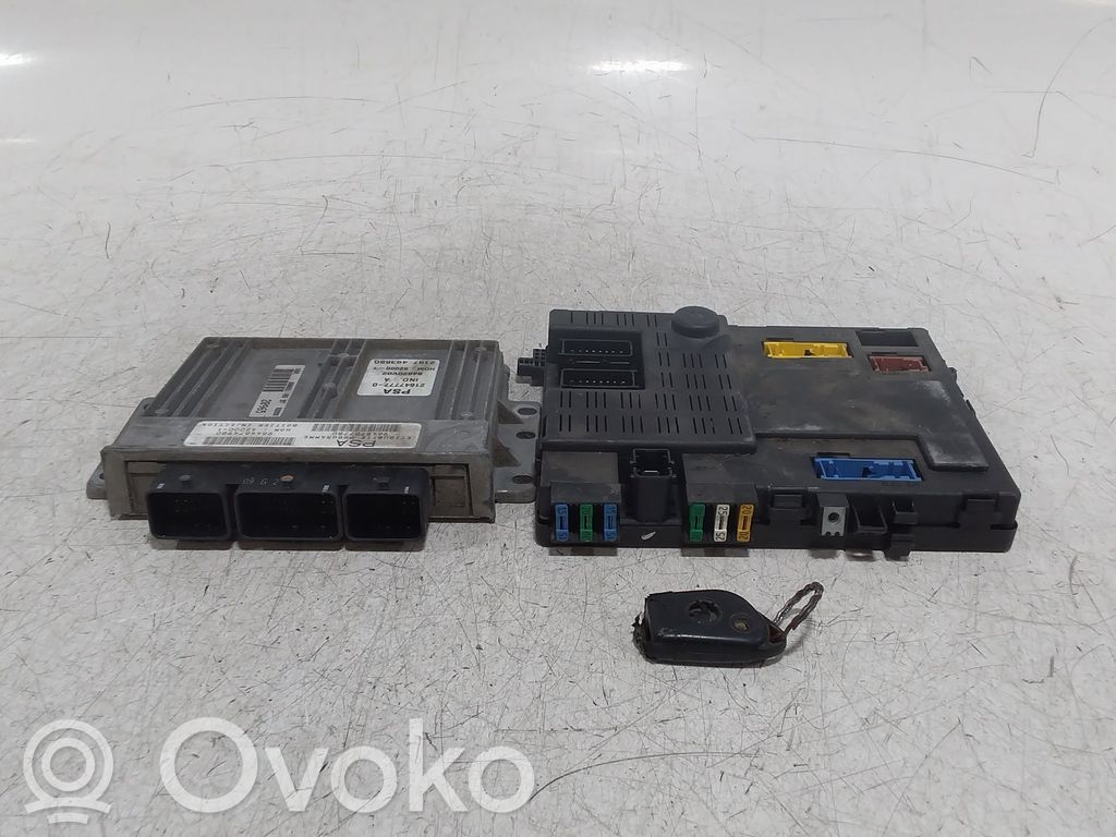Citroen Xsara Picasso Engine ECU kit and lock set 