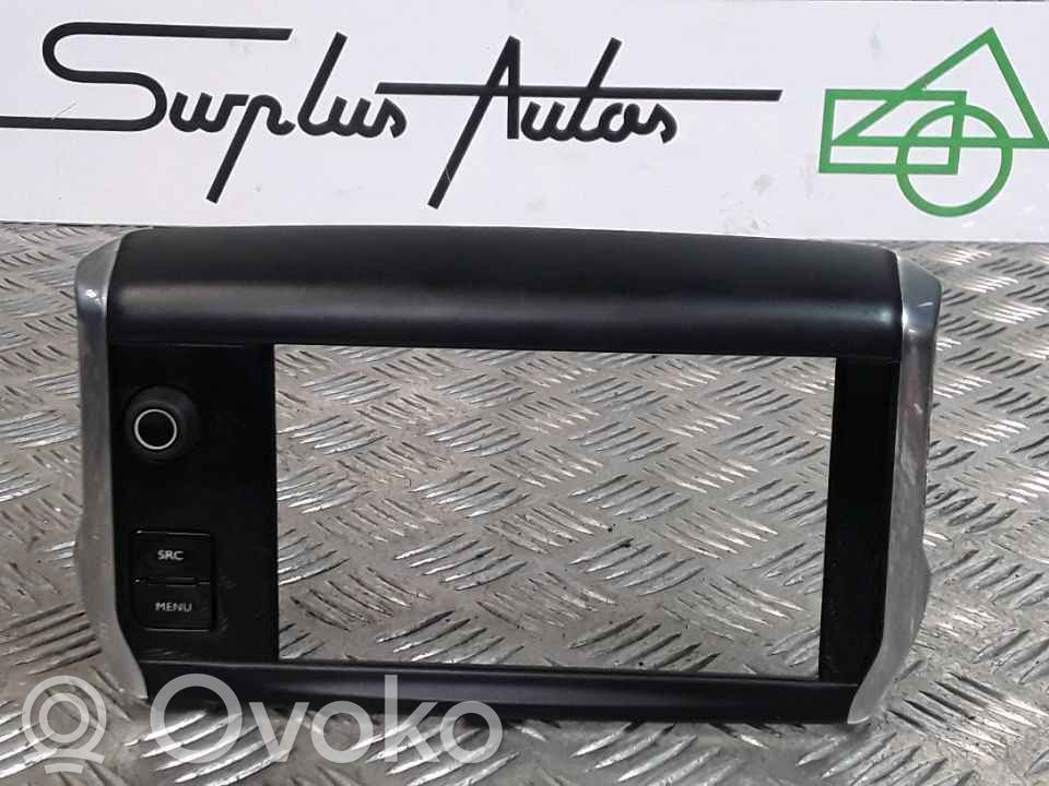 Peugeot 208 I Moldura del panel 