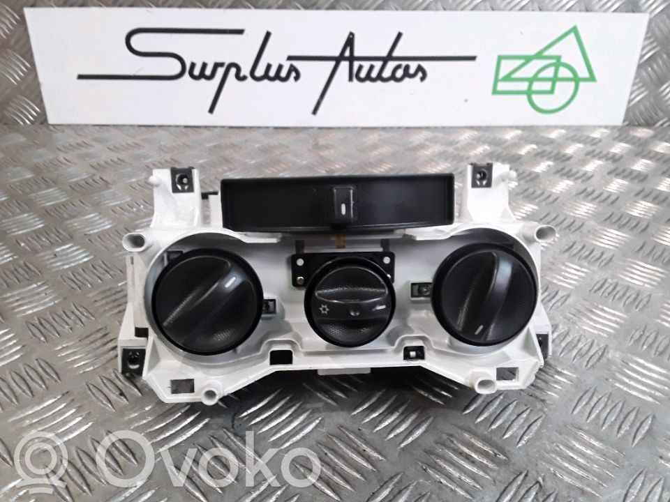 Fiat Punto (176) Panel klimatyzacji 