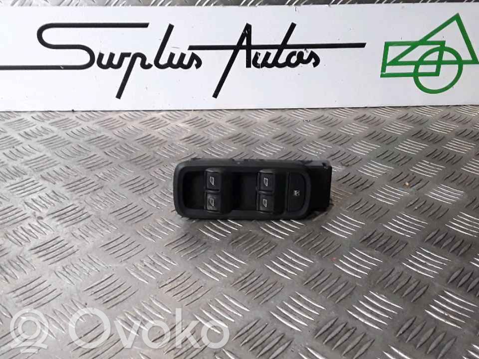 Ford Ka Electric window control switch 