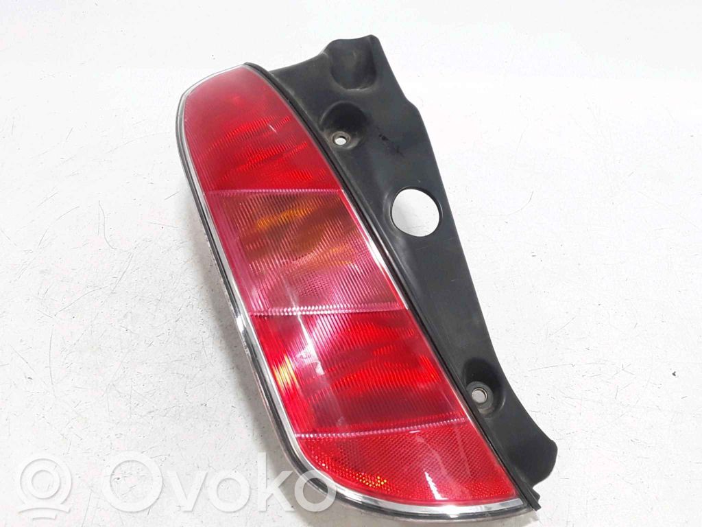 Lancia Ypsilon Lampa tylna 