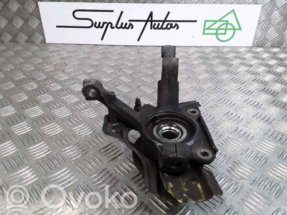 Fiat Punto (176) Zwrotnica koła przedniego 
