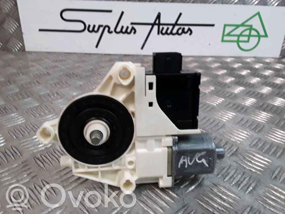 Fiat 500 Manualny podnośnik szyby drzwi przednich 