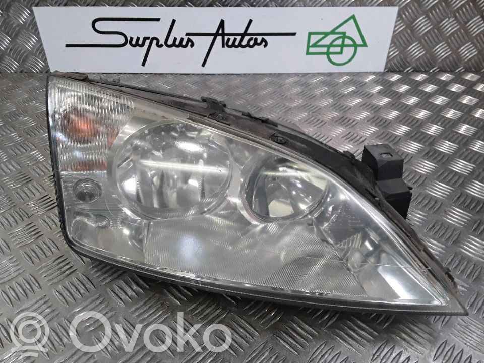 Ford Mondeo MK II Headlight/headlamp 