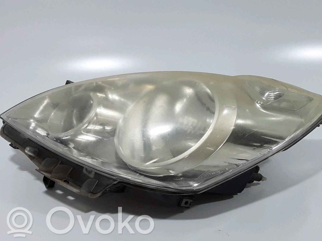 Nissan Note (E11) Headlight/headlamp 