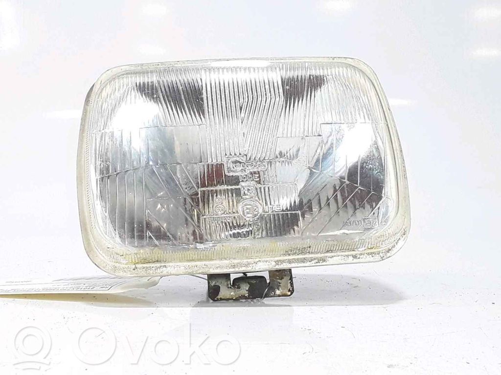 Renault Express Headlight/headlamp 