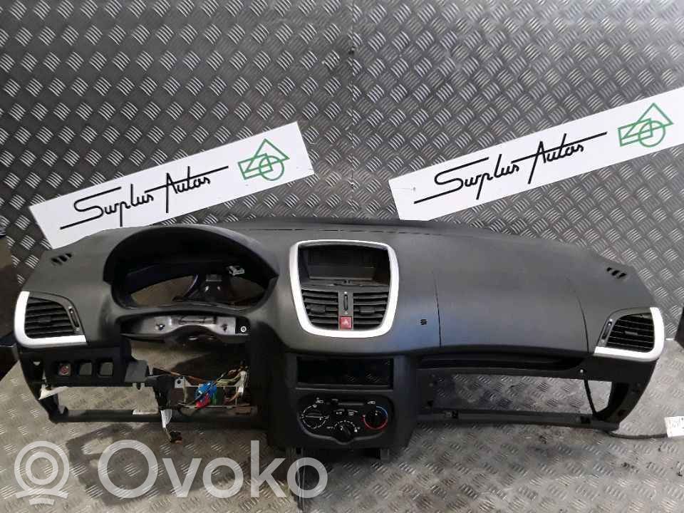 Peugeot 206 Panel de instrumentos 