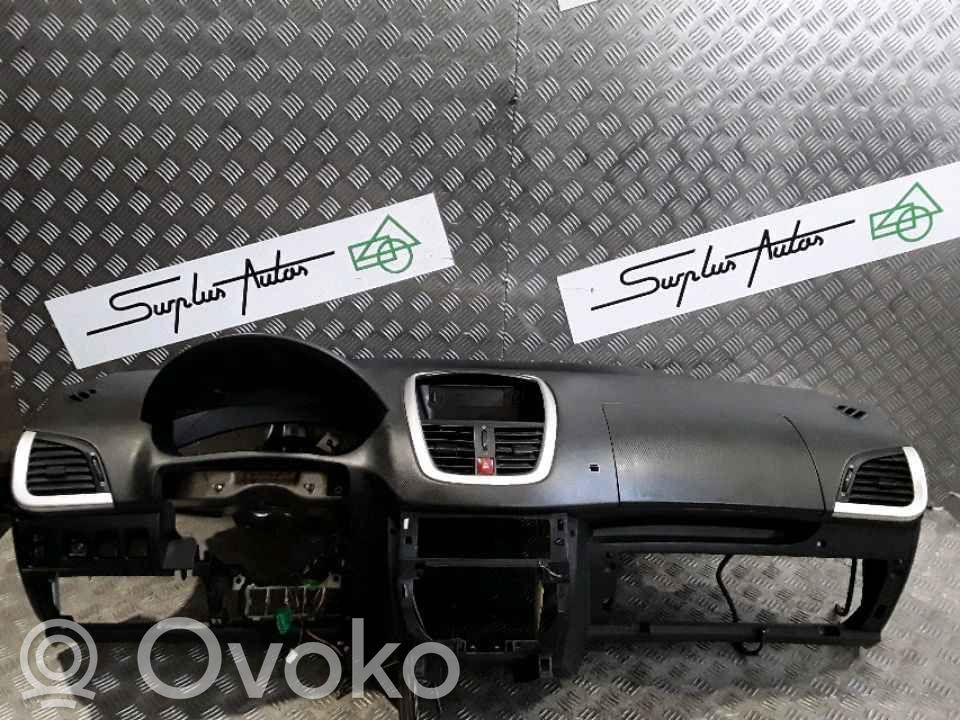 Peugeot 206 Panel de instrumentos 