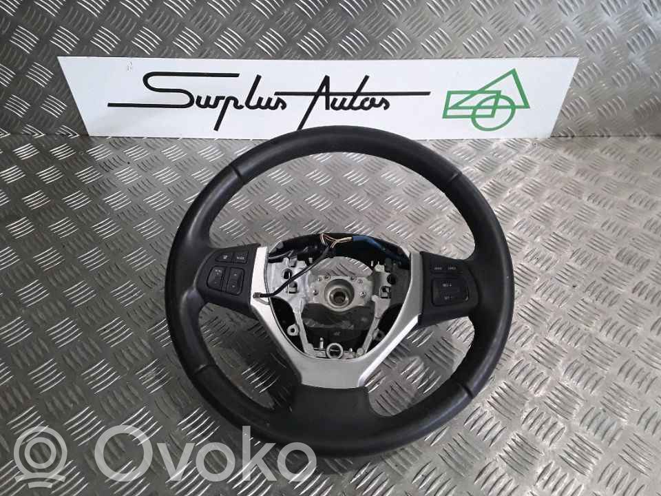 Suzuki Swift IV Ohjauspyörä 