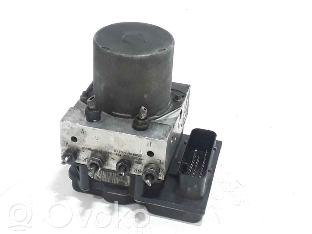 BMW 5 E12 ABS Pump 