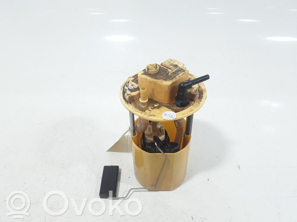 Opel Corsa A Bomba interna de combustible 