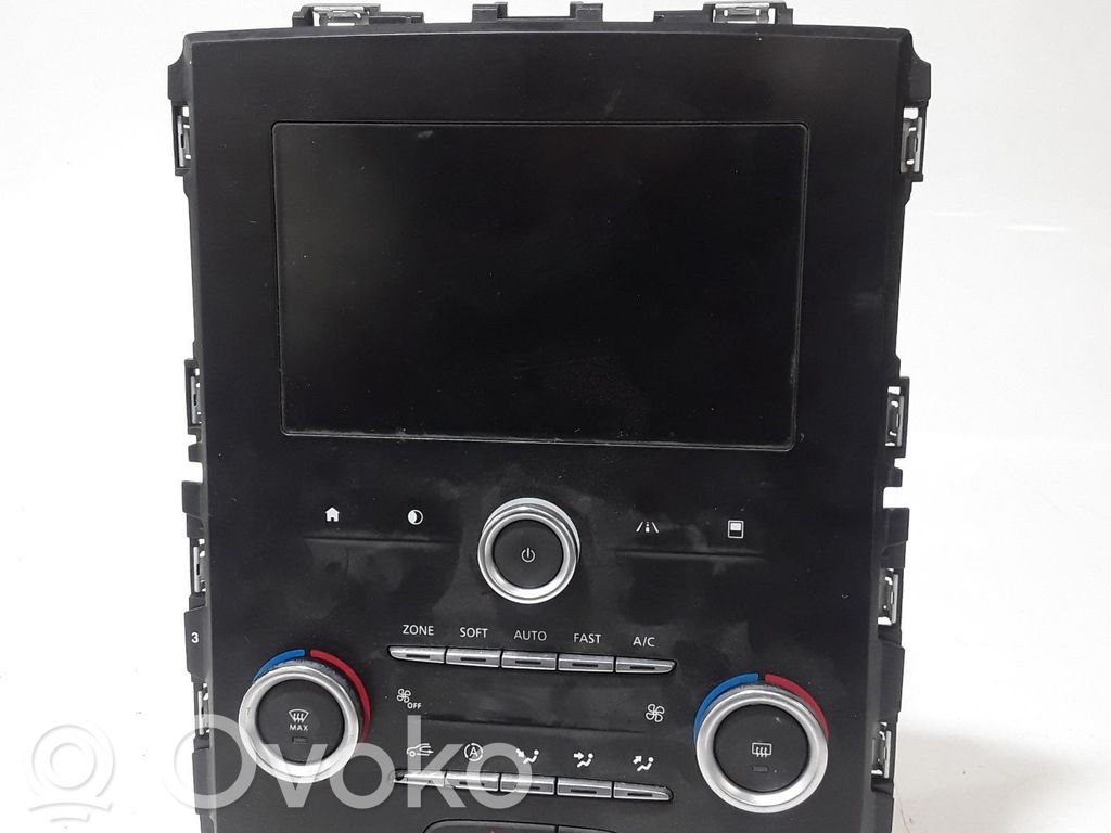 Renault Megane III Head unit multimedia control 
