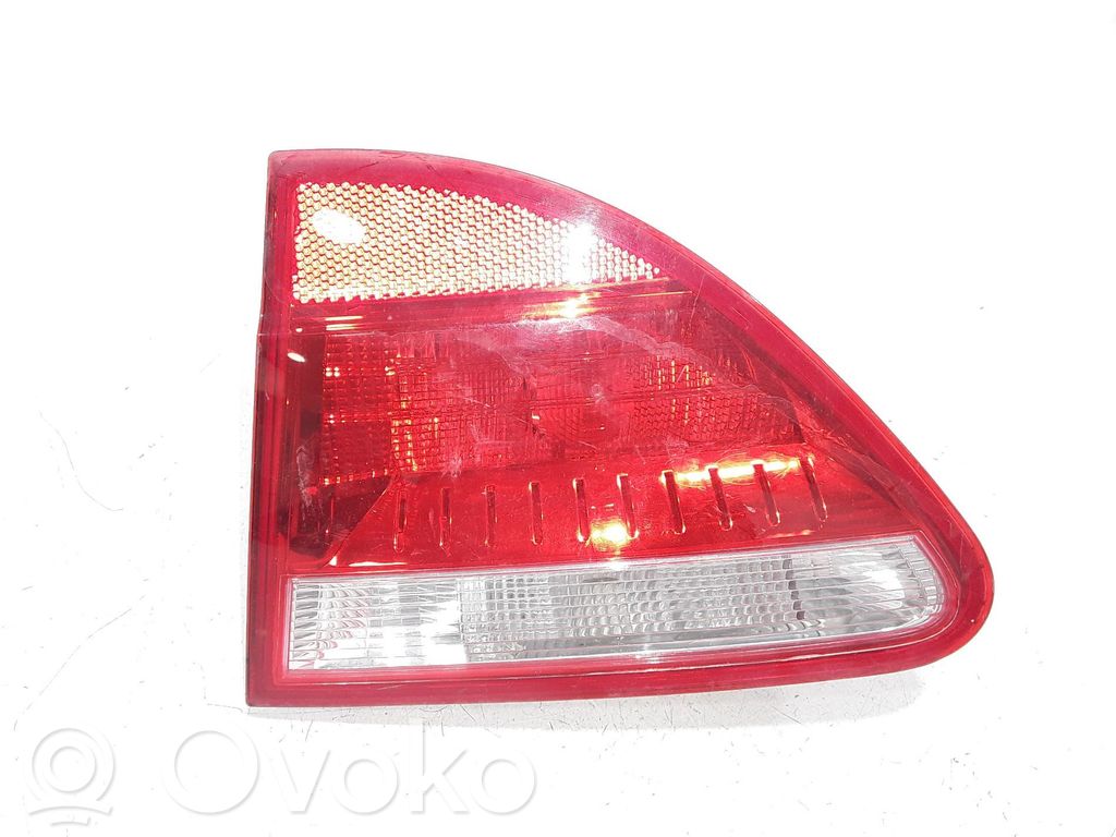 Seat Exeo (3R) Lampă spate în capacul portbagajului 