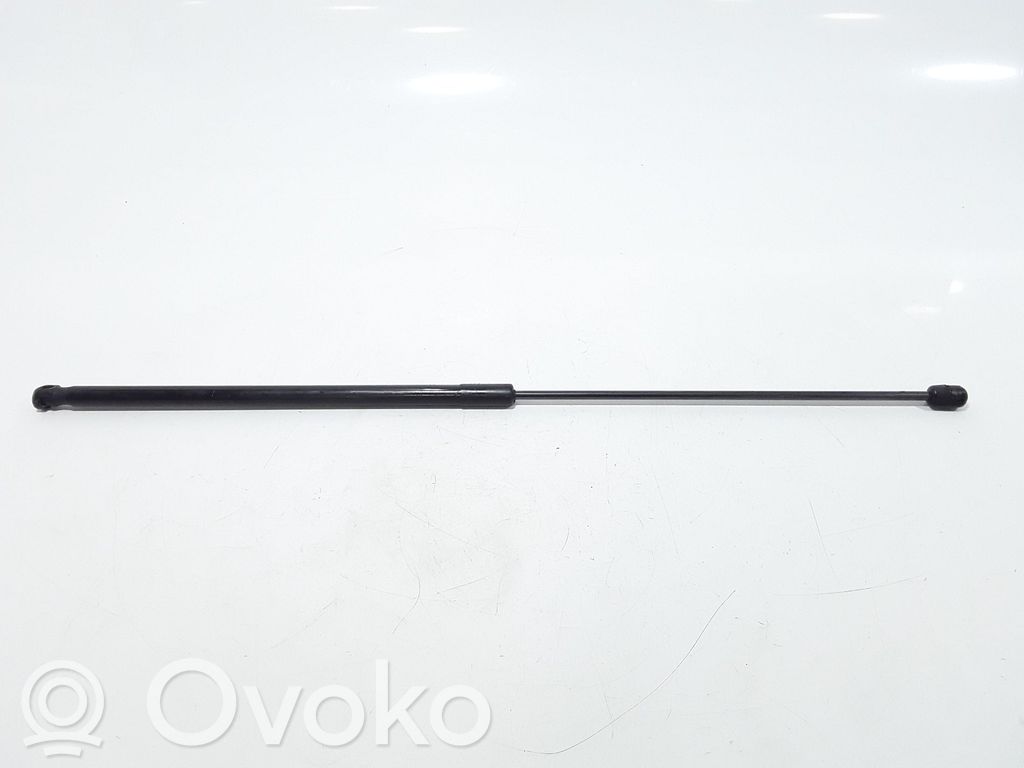 Audi A4 S4 B5 8D Siłownik maski przedniej 