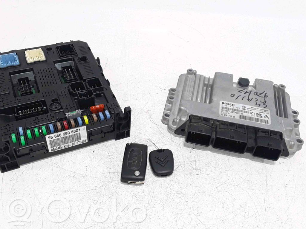 Citroen C4 I Picasso Engine ECU kit and lock set 