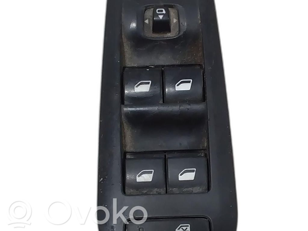 Peugeot 3008 II Comutator comandă geamuri electrice 
