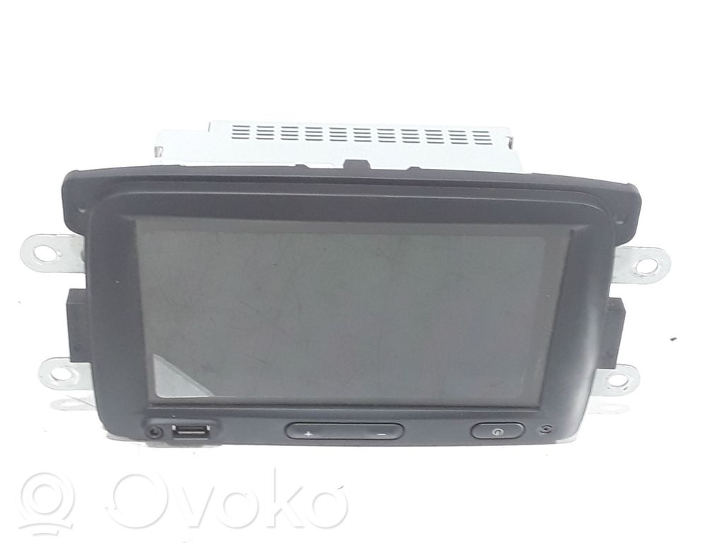 Dacia Spring Radio/CD/DVD/GPS head unit 