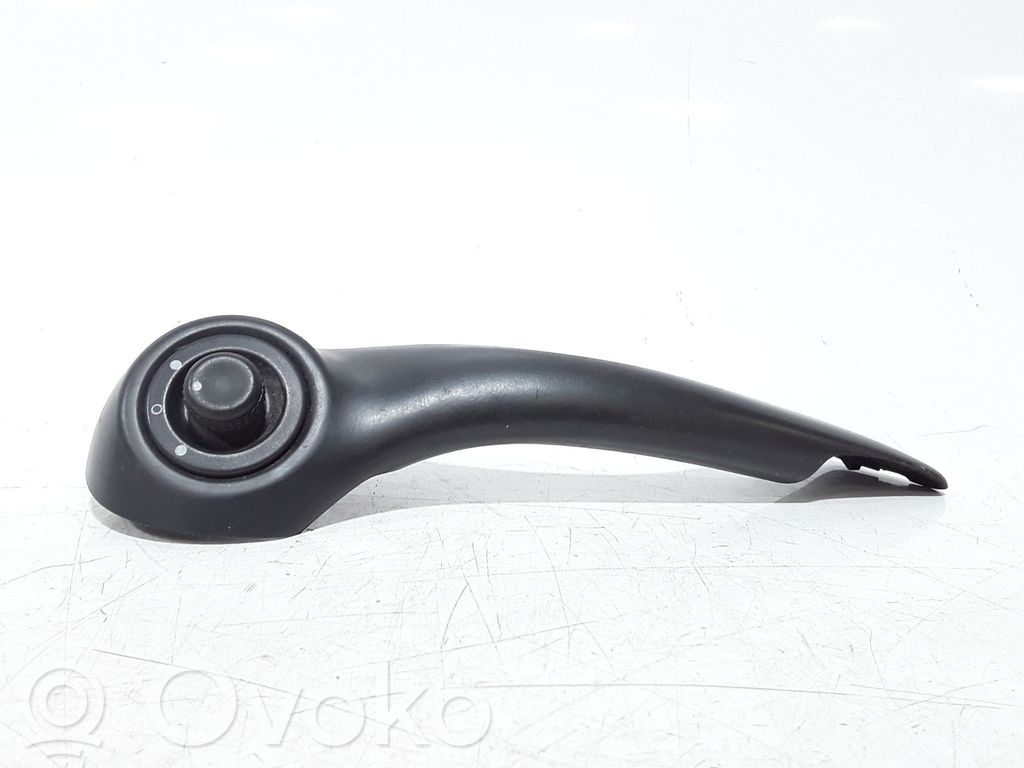 Renault Clio III Interruptor del espejo lateral 