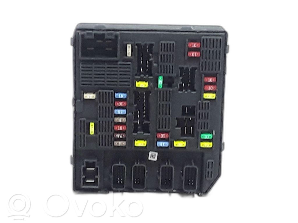 Renault Megane III Fuse module 