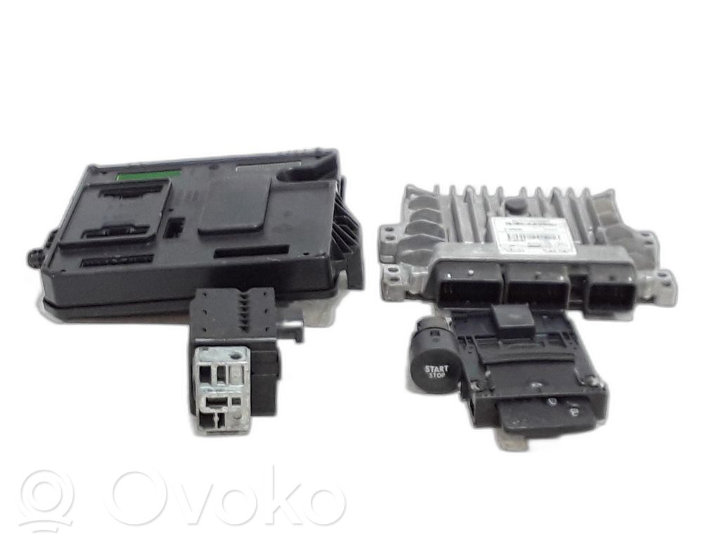 Renault Megane III Kit cu ECU motor și set închidere uși 