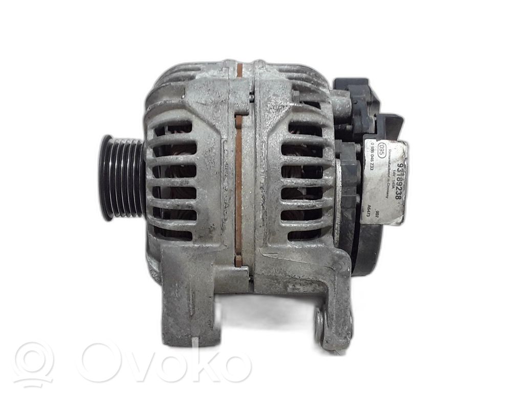 Opel Zafira A Generator/alternator 