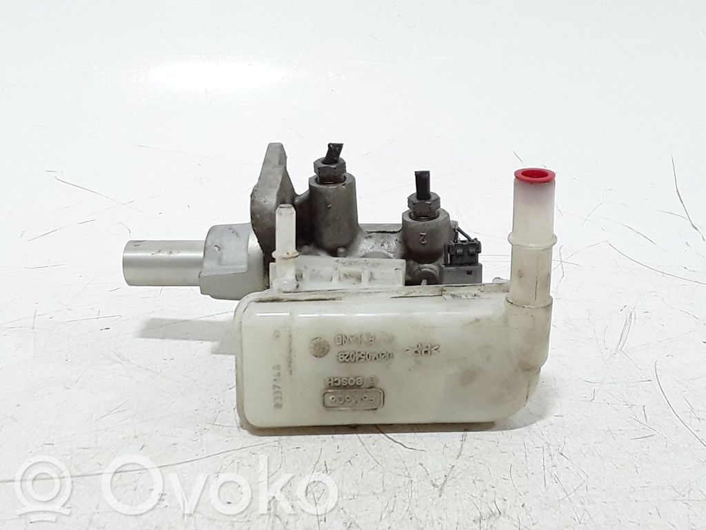 Ford Fiesta I Główny cylinder hamulca 