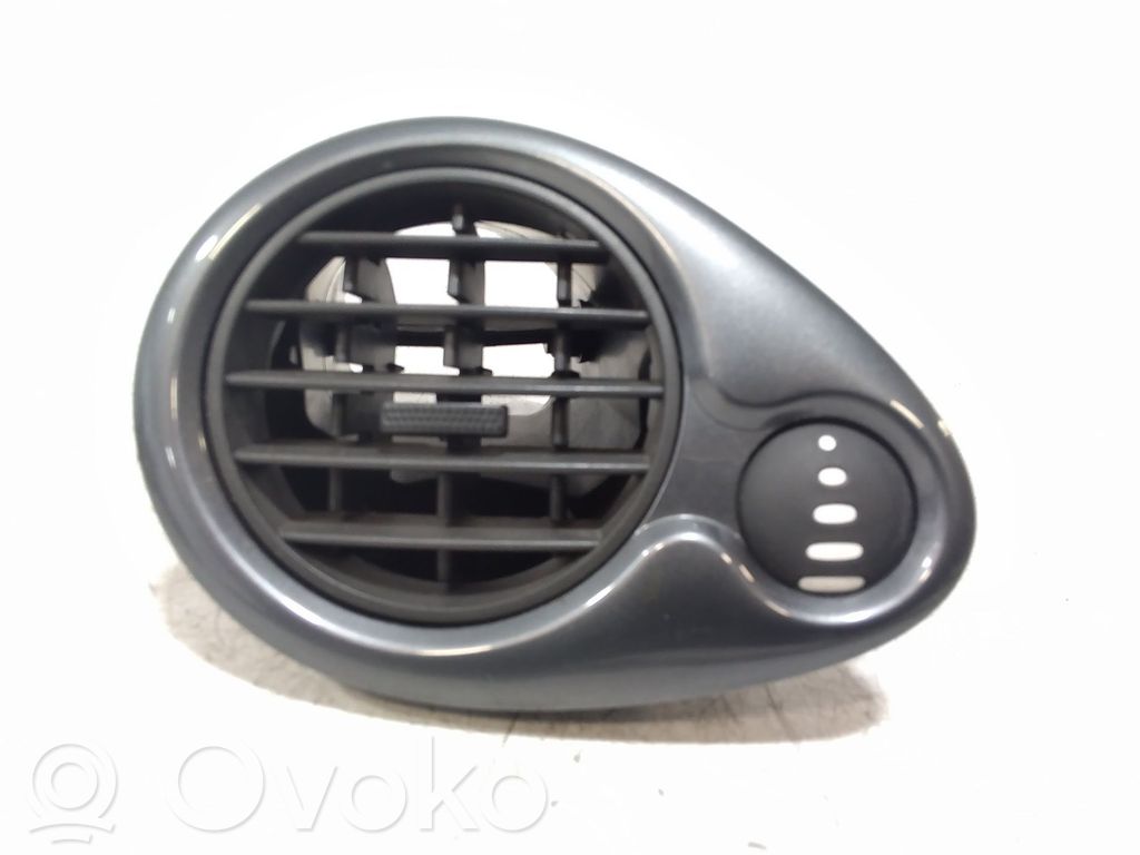 Renault Clio III Boczna kratka nawiewu deski rozdzielczej 