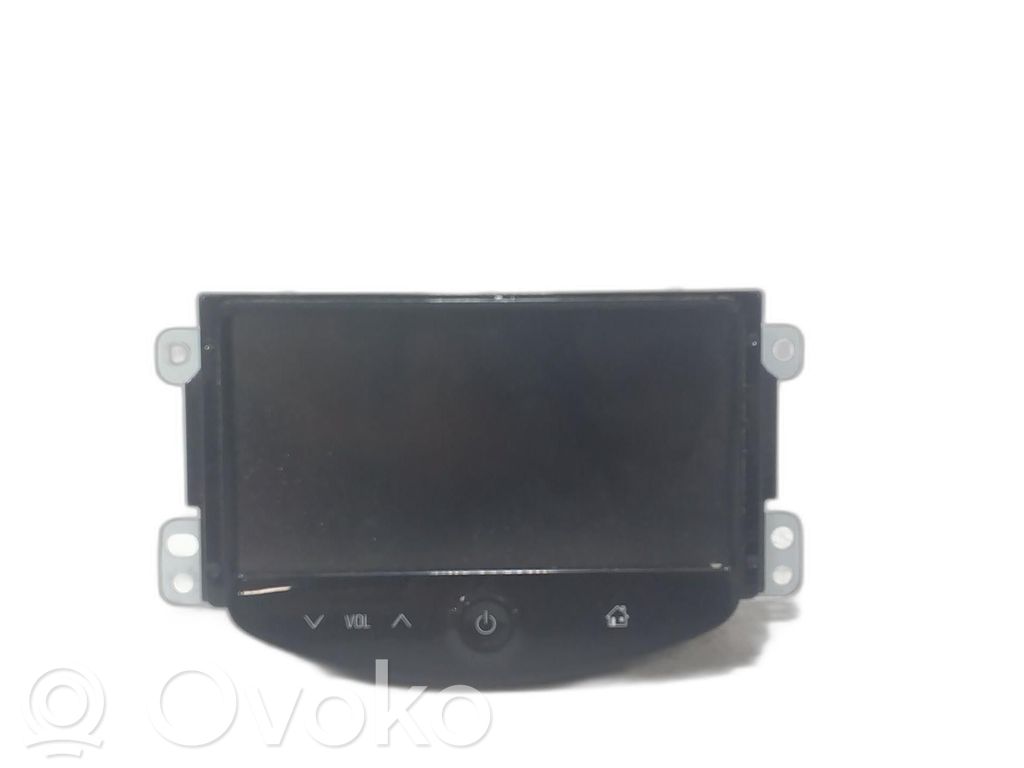 Chevrolet Trax Radio/CD/DVD/GPS head unit 