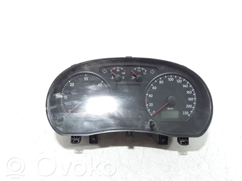 Volkswagen Polo IV 9N3 Spidometras (prietaisų skydelis) 