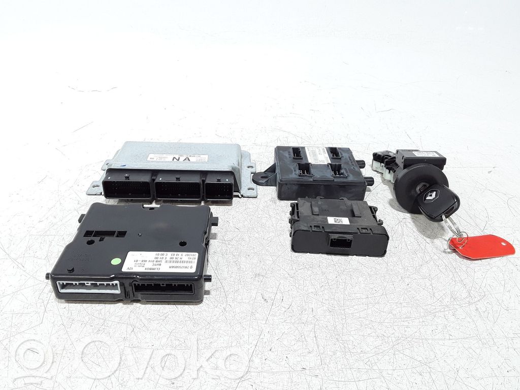 Renault Twingo III Komputer / Sterownik ECU i komplet kluczy 