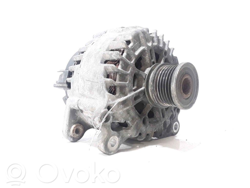 Audi A4 S4 B5 8D Alternator 