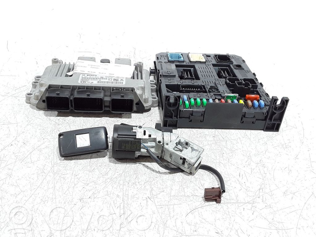 Citroen C4 I Engine ECU kit and lock set 