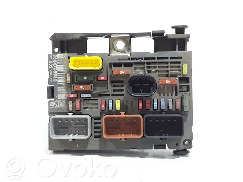 Peugeot 3008 I BSM Control unit 