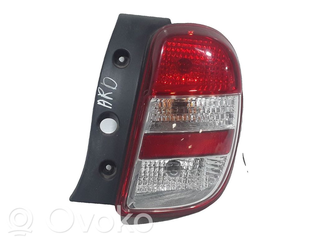 Nissan Micra Lampă spate în caroserie 