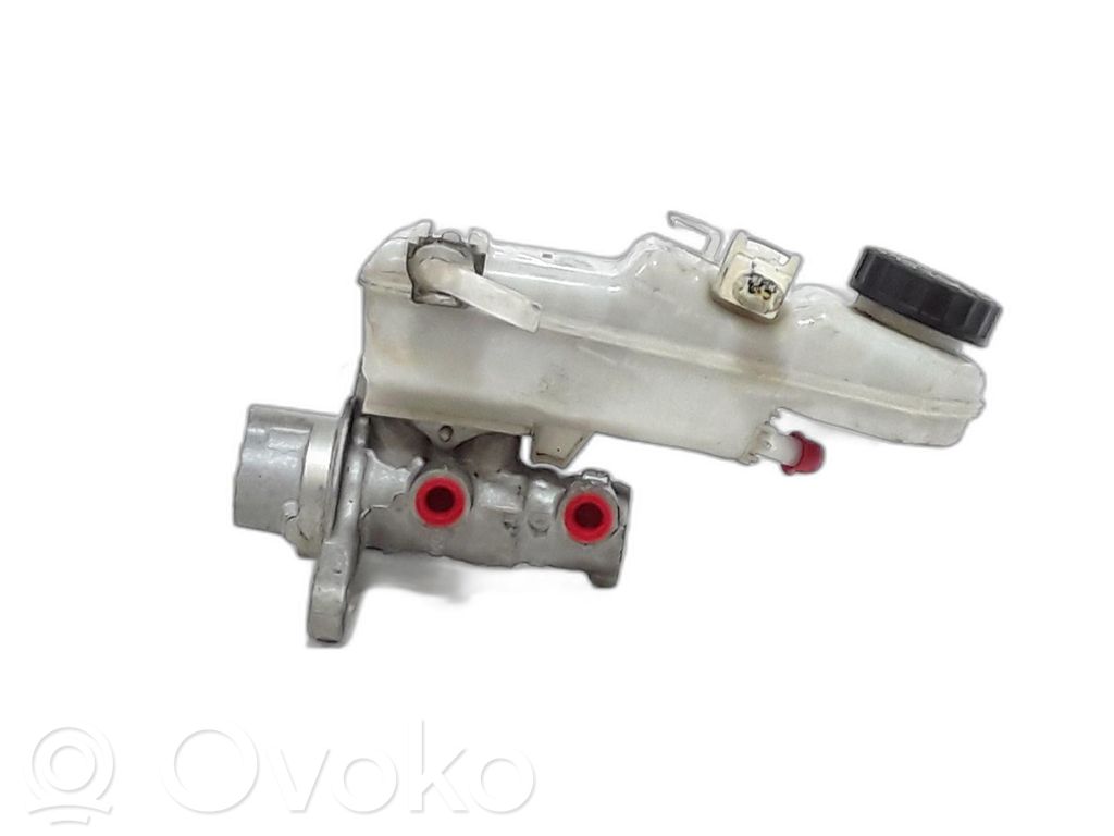 Toyota Verso Główny cylinder hamulca