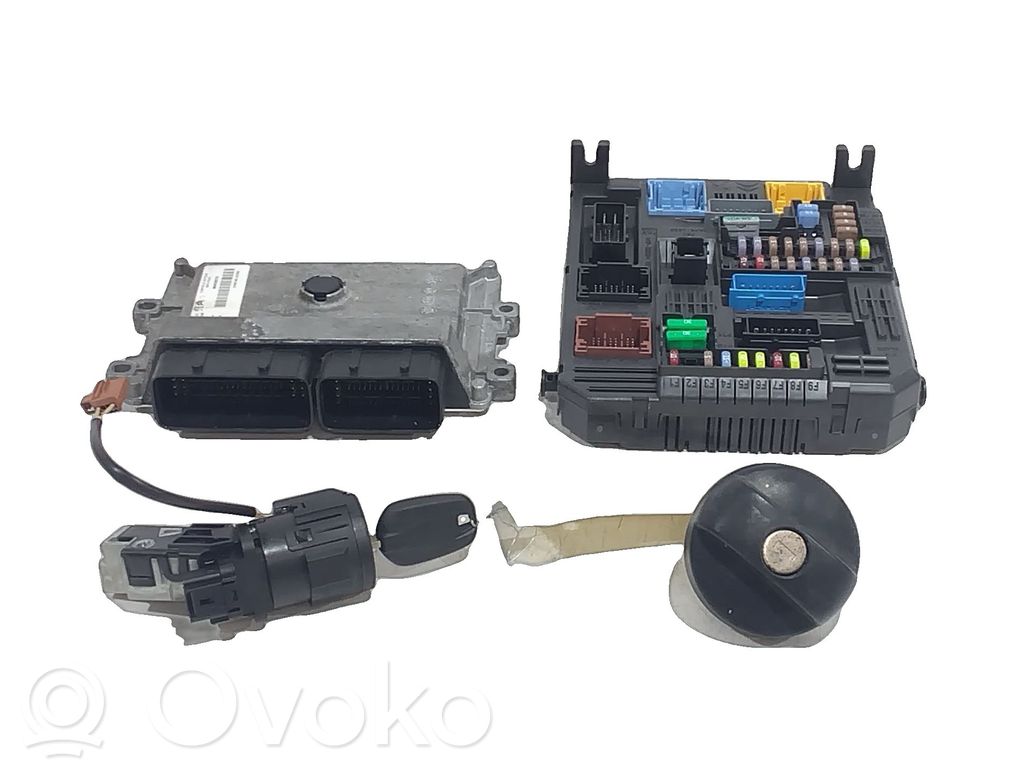 Citroen C3 Komputer / Sterownik ECU i komplet kluczy 