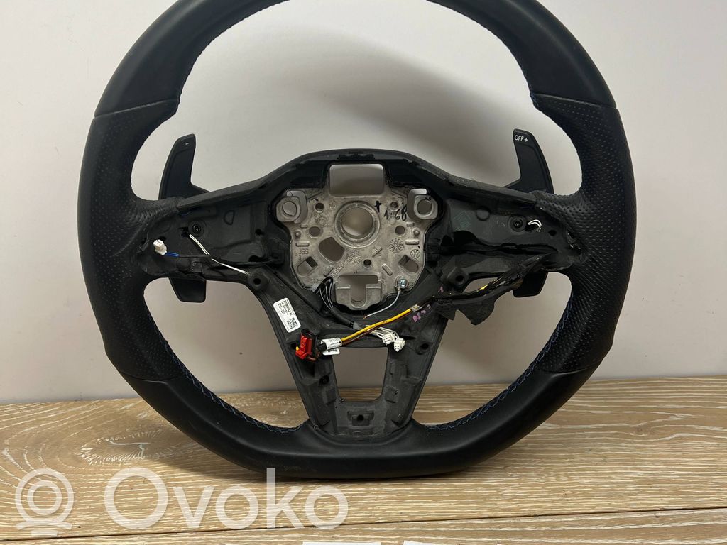 Volkswagen Golf VIII Kierownica 