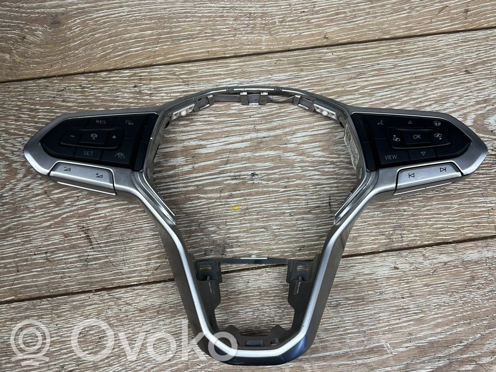 Volkswagen Touran III Ohjauspyörä 