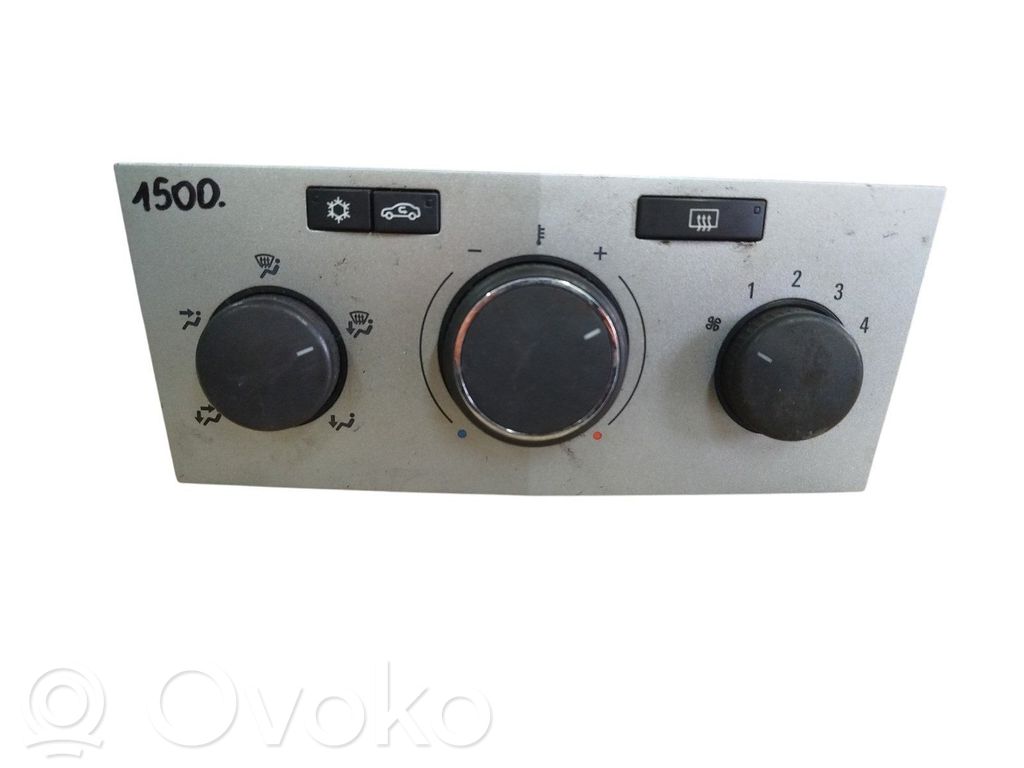 Opel Astra H Climate control unit 
